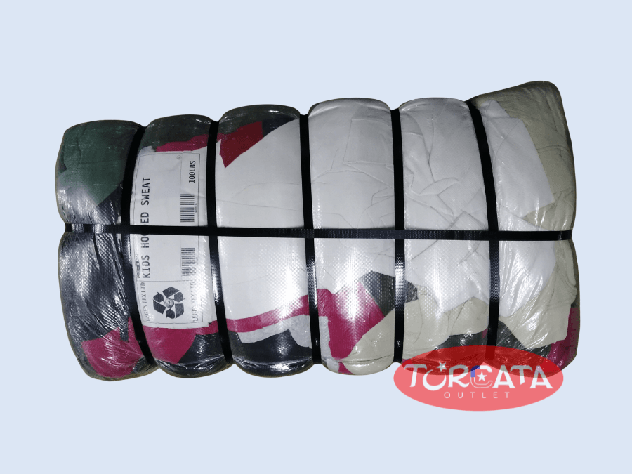 Fardo de Ropa Usada Polerones Con Gorro Infantil 45 Kg – Ropa Niños Canadiense